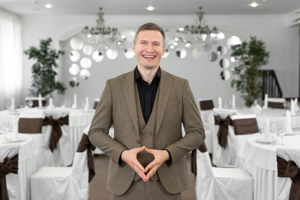 Everything You Need To Become a Successful Restaurateur